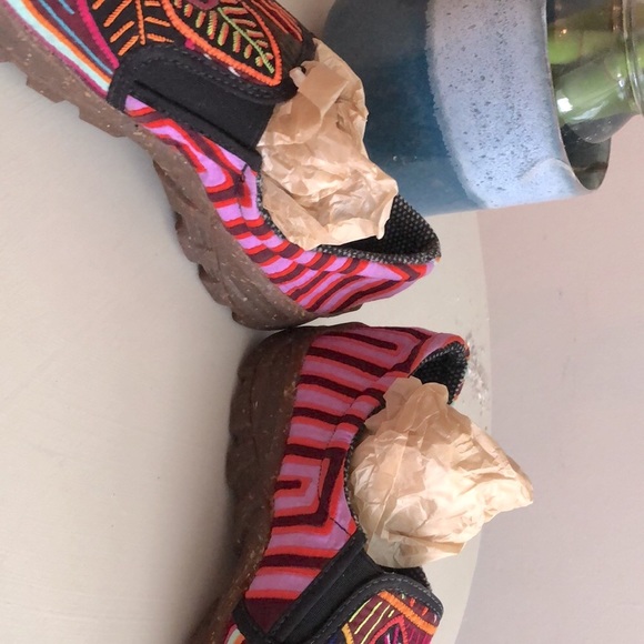 FLASH PRICE Handmade Tribal Mola  Shoe 8.5-9. - Picture 8 of 16